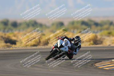 media/Nov-19-2023-CVMA (Sun) [[1f3d1b7ccb]]/Race 17 Amateur Supersport Middleweight/